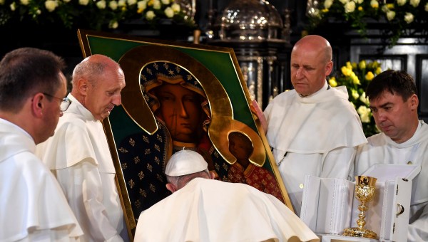 Corner Item Image - Związki papieża Franciszka z Polską. Młodzi, współpracownicy i poezja