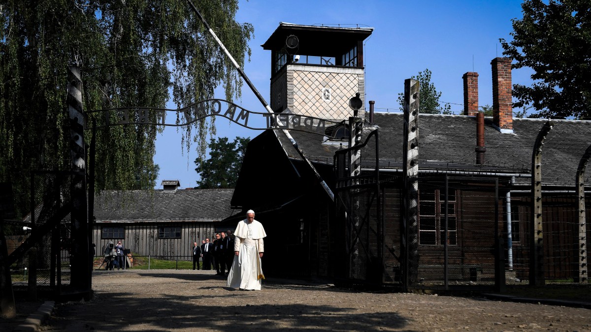 Pope Visits Auschwitz