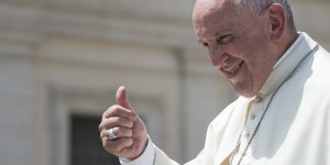 Franciszek: Czujesz się grzesznikiem? Wstań! I chodź z podniesioną głową!