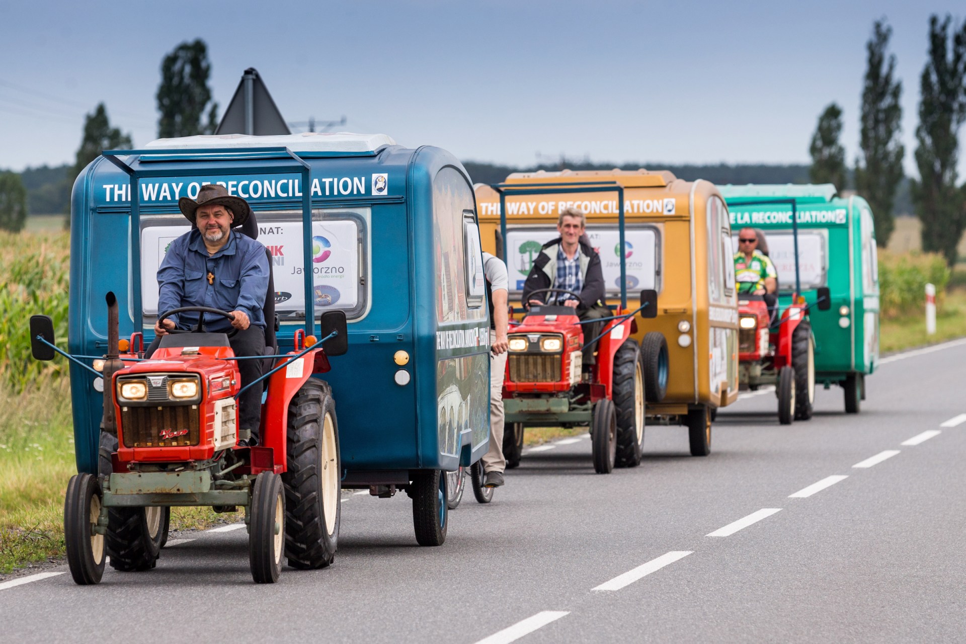 WEB_HOMELESS_TRIP_TRACTOR_FRANCE_PAP