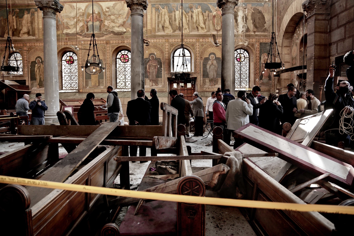 Eksplozja w kairskiej katedrze, fot. AFP/EAST NEWS