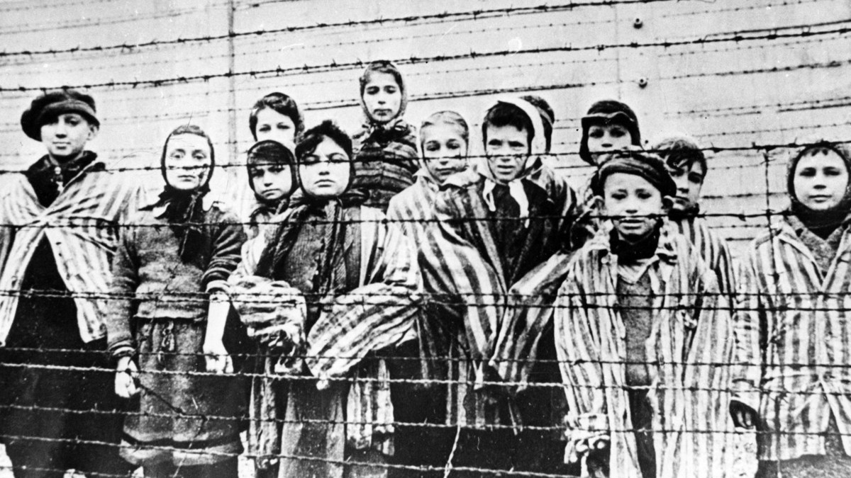 web-auschwitz-dzieci-wiezniowie-oboz-east-news