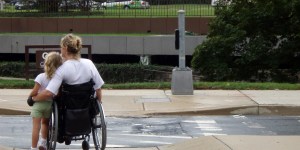 Niepełnosprawność nie wyklucza macierzyństwa. Matki – niewidoma i sparaliżowana – opowiadają swoje historie