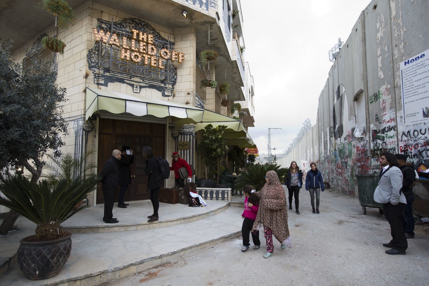 Banksy otwiera hotel w Betlejem