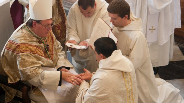 WEB PRIEST ORDINATION DOMINICANS BISHOP Fr Lawrence Lew, O.P.-Flickr CC