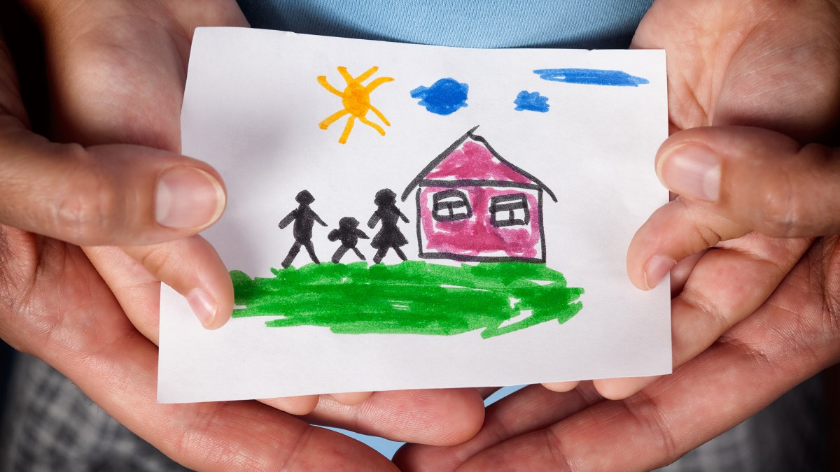WEB RODZINA DOM RYSUNEK RĘCE StepanPopov-Shutterstock