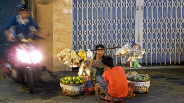 web-wietnam-jedzenie-ulica