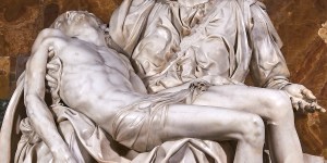 Pietà: Dlaczego Michał Anioł wyrzeźbił Jezusowi „zęby drania”? Niezwykła zagadka!