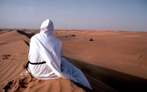 Ermite dans le désert en Mauritanie