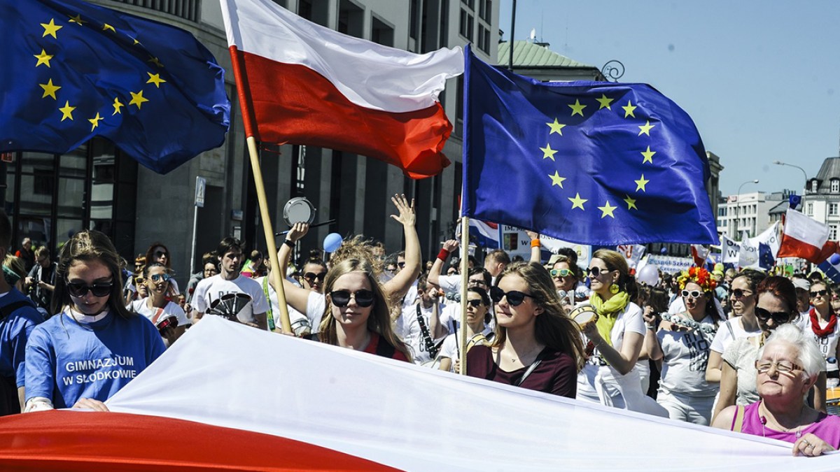 web3-parada-schumana-warszawa-east-news