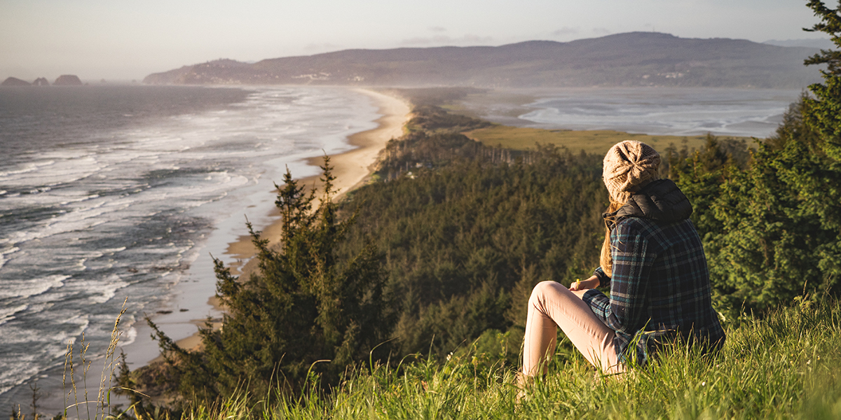 web3_woman_girl_sea_forest_thinking_unsplash_cc0-1