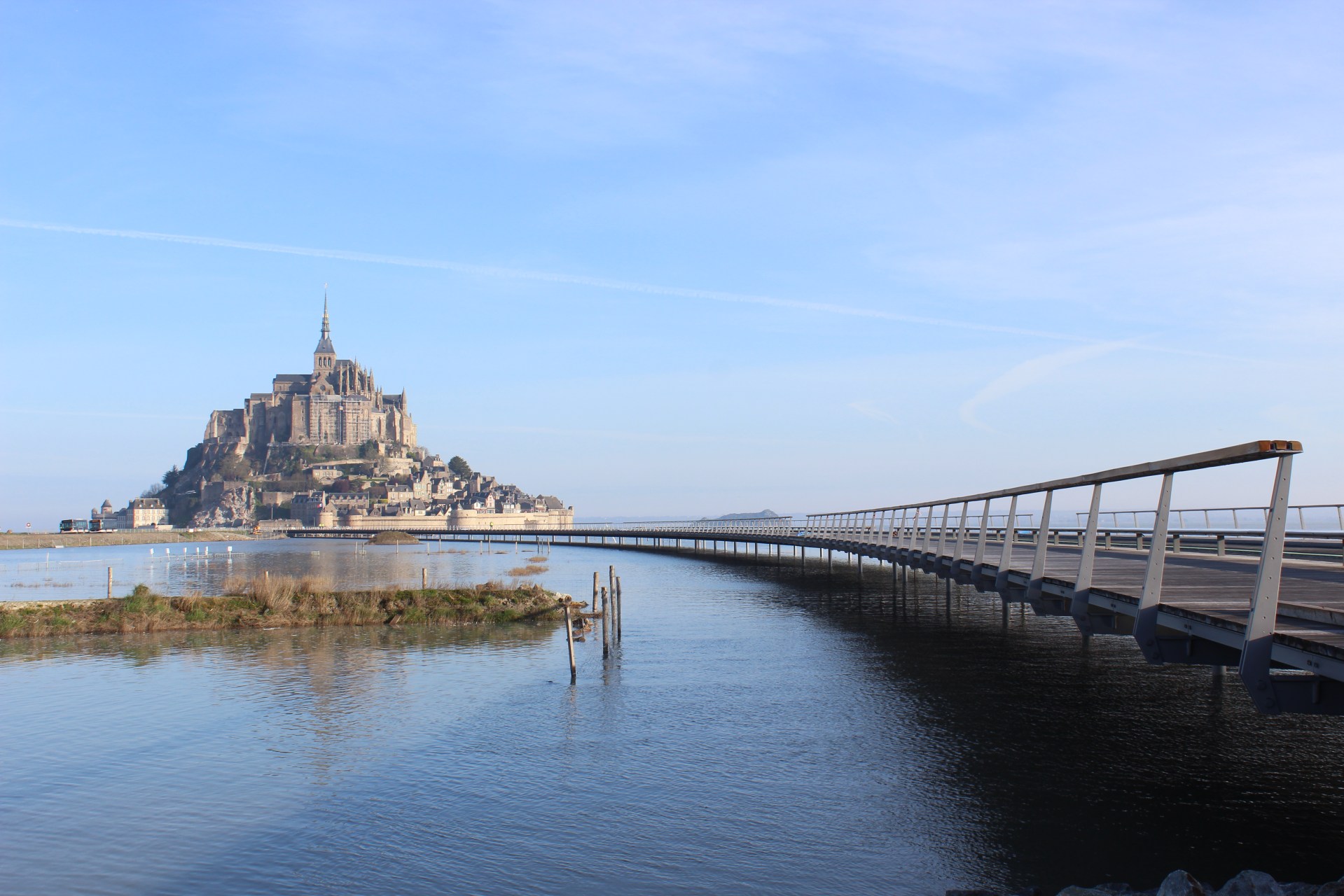 mont_st_michel__jetc3a9e_par_marc3a9e_haute