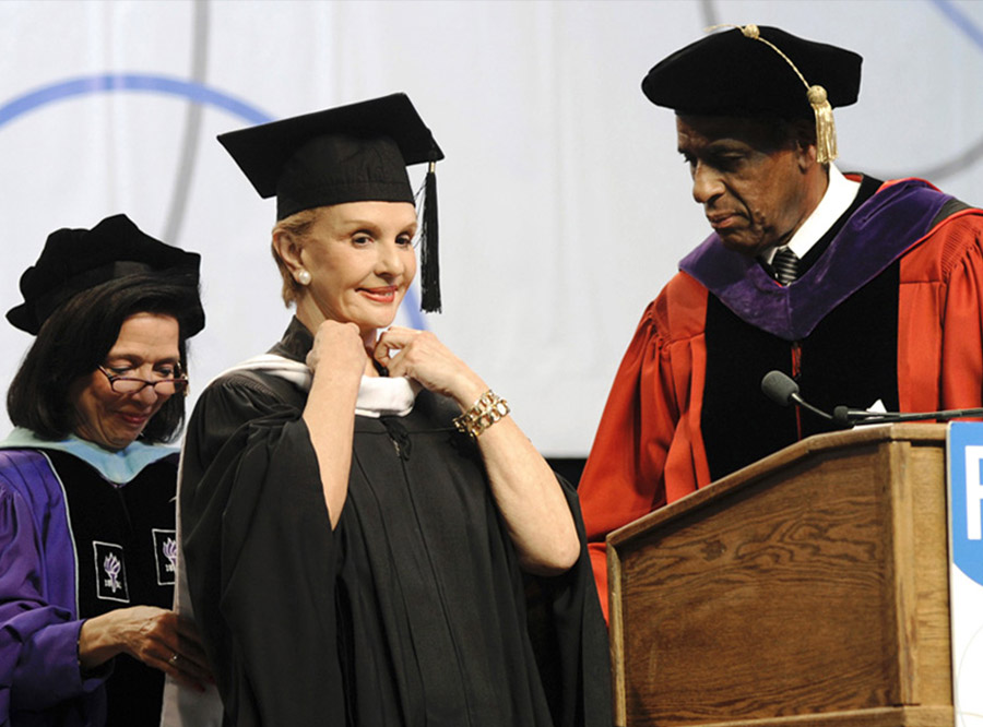 WEB-2012-Herrera receives an honorary Doctorate of Fine Arts from the Fashion Institute of Technology in New York, NY-carolinaherrera.com
