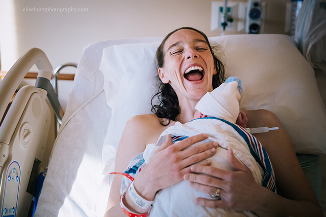 Matka szczęśliwa po porodzie