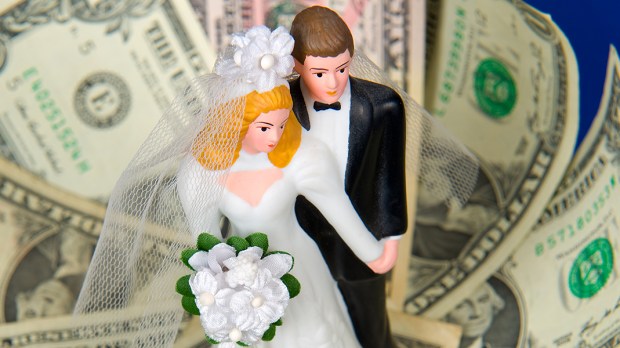 web3-money-couple-marriage-toys-firma-v-shutterstock