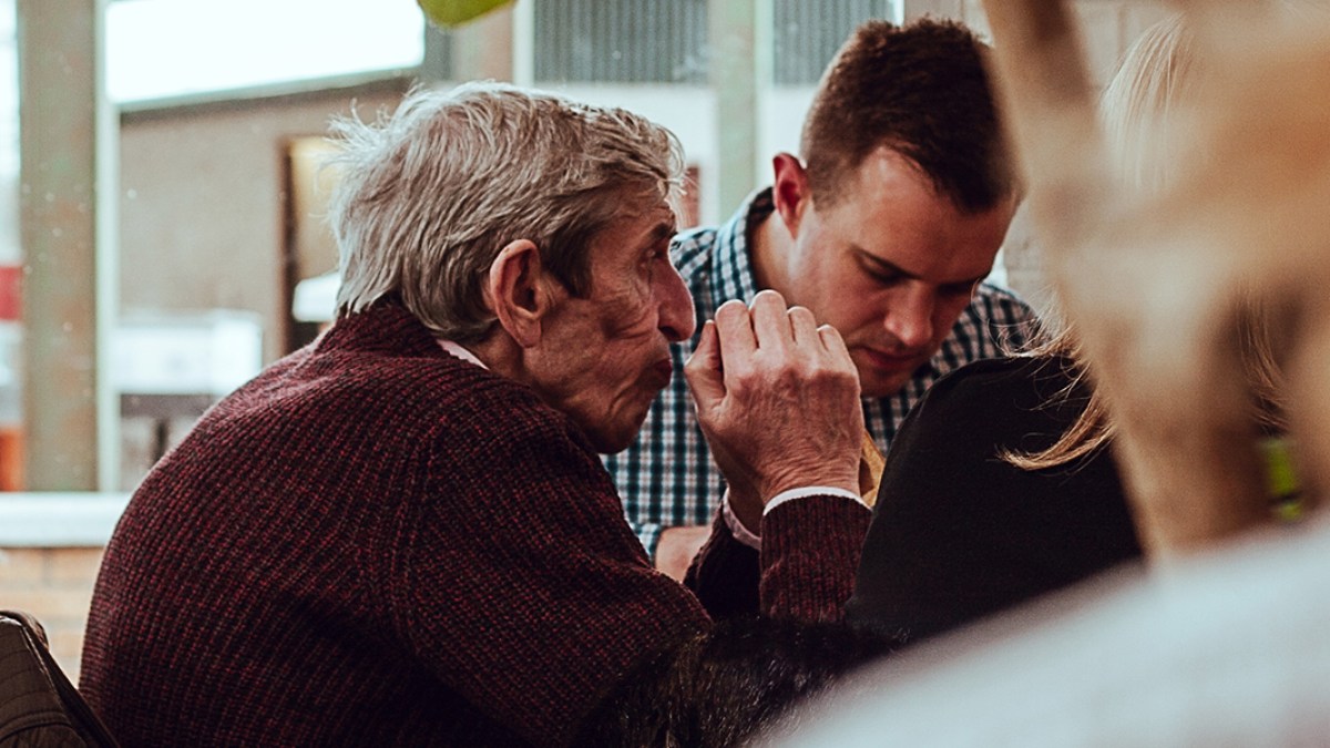 web3-old-man-young-coffee-unsplash-cc0