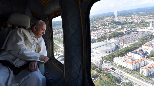 WEB3-PHOTO-OF-THE-DAY-000_OC5GV-Osservatore-Romano-via-AFP