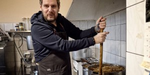 Co Wojciech Amaro robi w kuchni kapucynów?