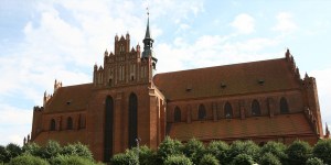 Biblia Gutenberga i najwyższy drewniany ołtarz w Pelplinie!