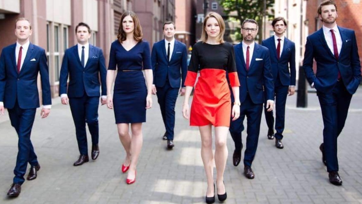 WEB3-VOCES8-WALKING-STREET-WITHPERMISSION
