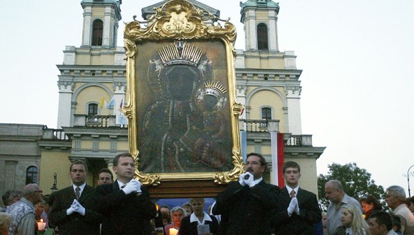 Procesja z cudownym obrazem