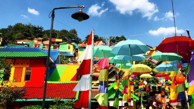 Znasz &#8222;stolicę Instagrama&#8221;? Te kolorowe slumsy, które stały się hitem internetu!