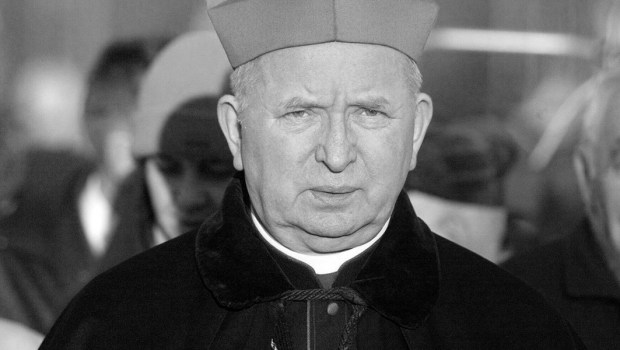 BISKUP KAZIMIERZ RYCZAN