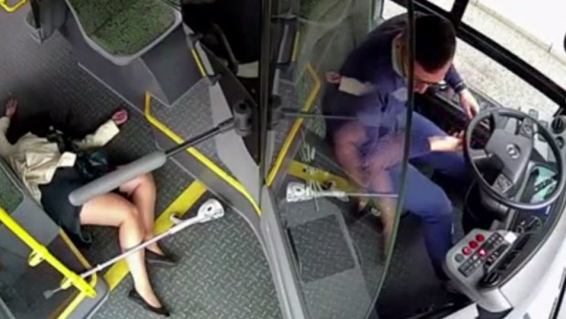 KIEROWCA AUTOBUSU