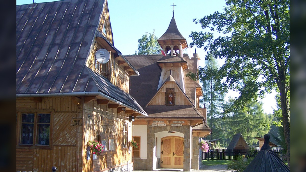 KAPLICA W KIRACH