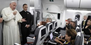 Franciszek: Zmiany klimatyczne to sprawa poważna. Nie wolno z tego żartować