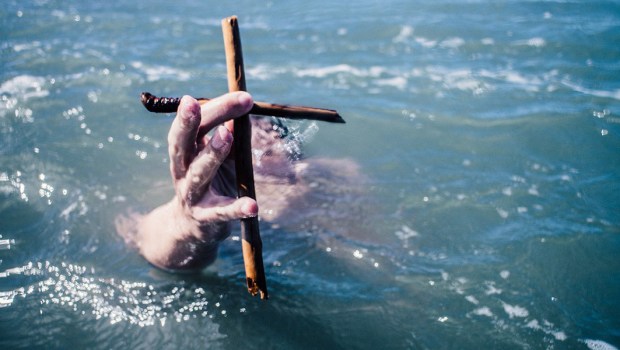 CROSS