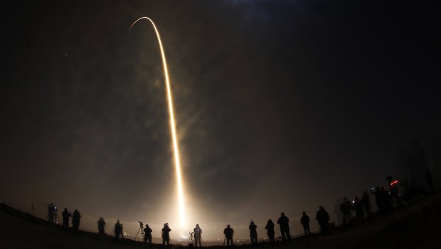 START RAKIETY FALCON 9