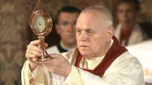 web3-legnica-eucharistic-miracle-blood-east-news