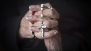 ROSARY,WOMAN,HANDS
