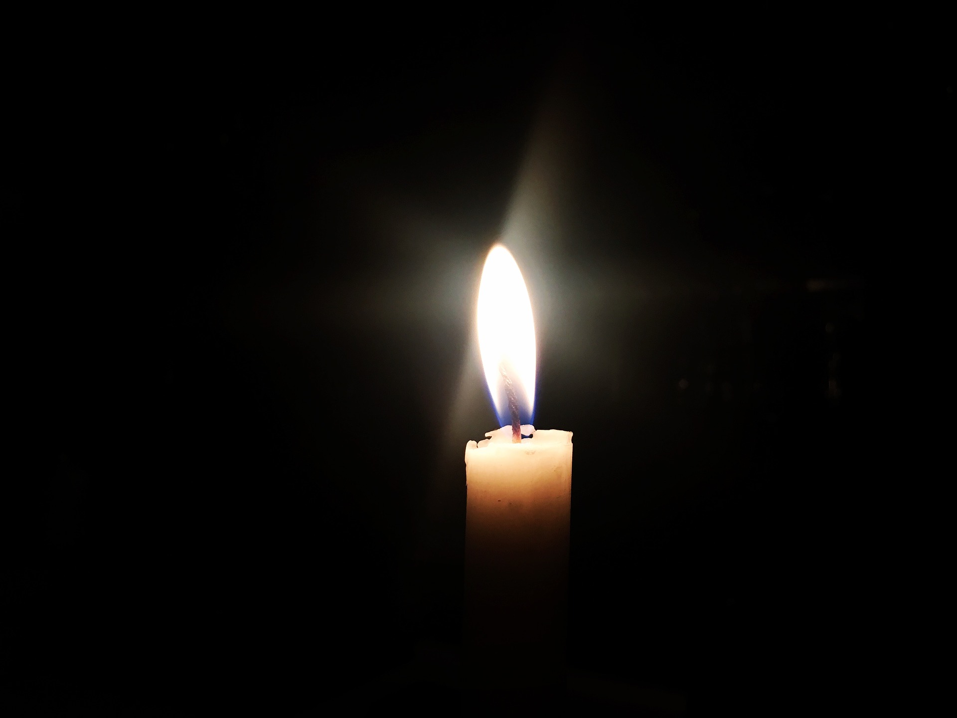 candle-2369514_1920