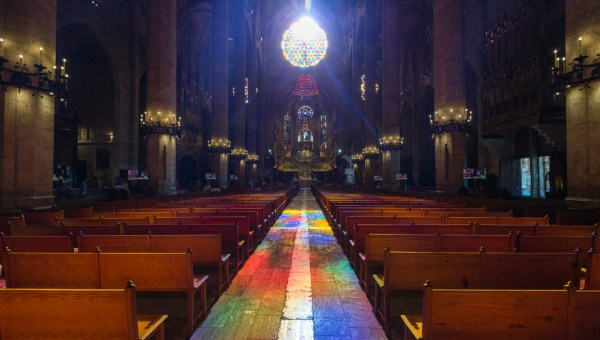 Efekty świetlne w katedrze na Majorce