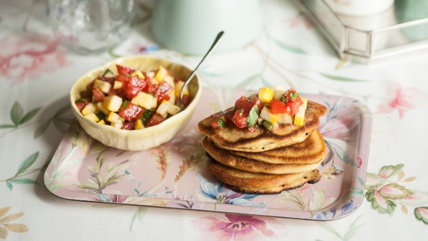 Kukurydziane placki z salsą