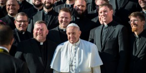 Papież: modlitwa za księży czyni cuda!