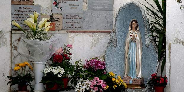 FIGURA MARYI Z MONTICHIARI, GODZINA ŁASKI