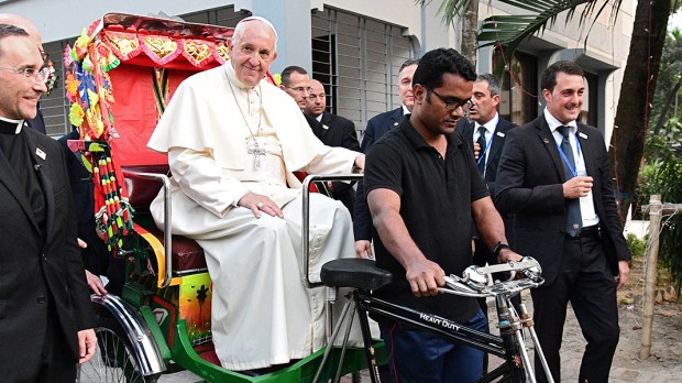 BANGLADESH-VATICAN-RELIGION-POPE