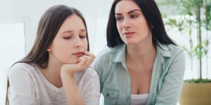 Dlaczego nastolatki nie ufają rodzicom? Co można z tym zrobić?