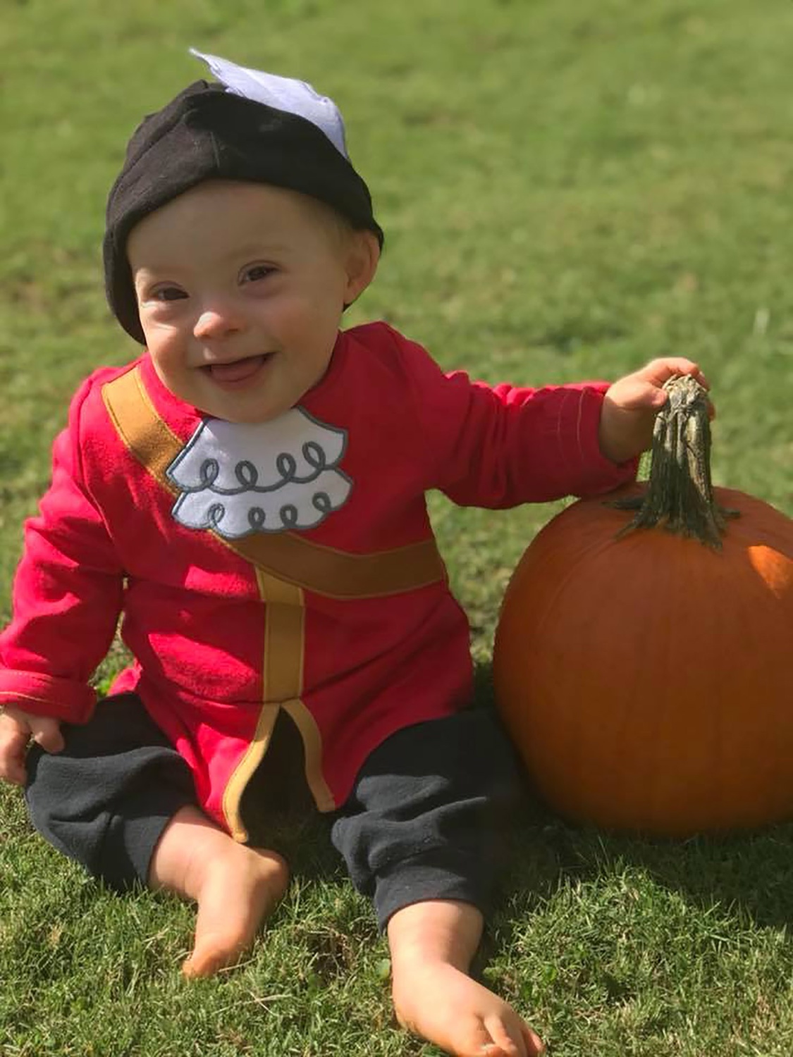 LUCAS WARREN