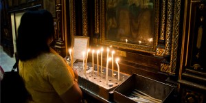 Skąd prześladowani w Egipcie Koptowie czerpią siłę? Posłuchaj Maryam