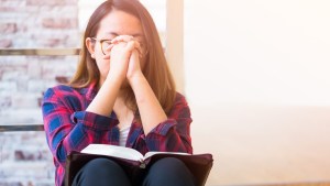 GIRL PRAYING