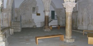 Wieczernik: miejsce odarte z chrześcijańskich symboli?