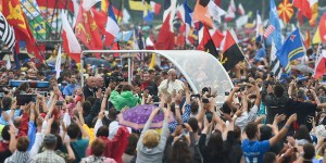 Religijność młodych Europejczyków: Polacy &#8222;na podium&#8221;, ale&#8230;