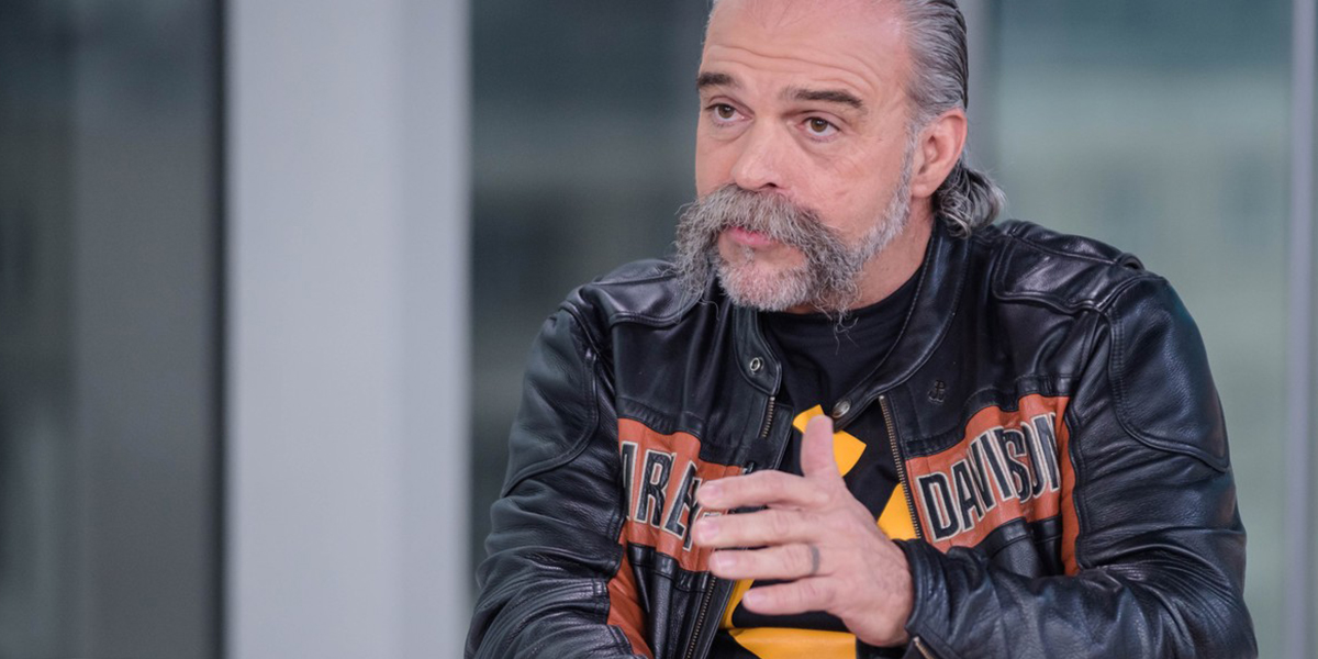 „Kaznodzieja z karabinem”: Chciałbym choć raz nakarmić je wszystkie [nasz wywiad]