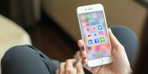 Instagram, Snapchat, TikTok… Czy nastolatek potrzebuje kontroli rodziców w mediach społecznościowych?