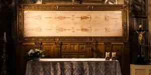 5 trudnych pytań o Całun z Turynu. Dlaczego to nie średniowieczne fałszerstwo?