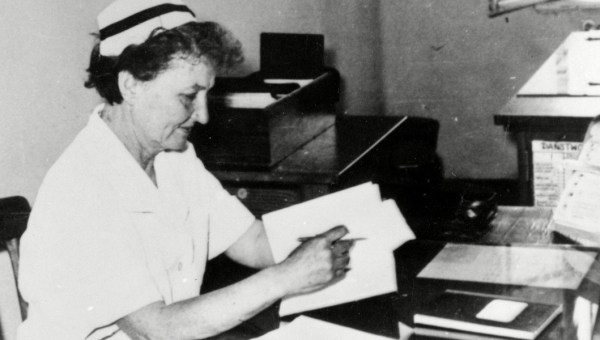 ELŻBIETA CHRZANOWSKA